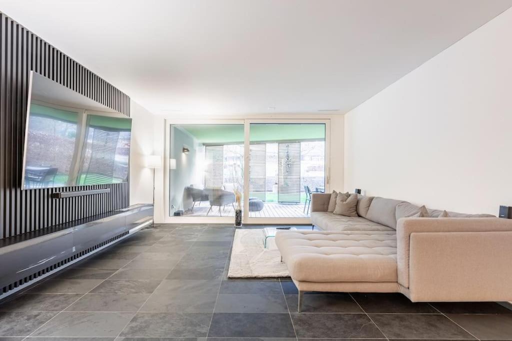 Luxus Wohnung Mit Garten Zúrich Exterior foto